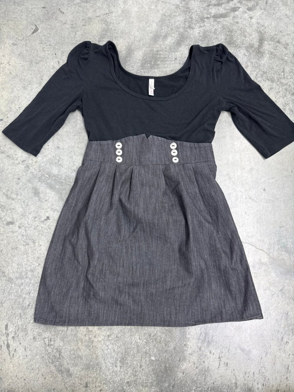 Vintage xhiliration black and gray dress button waist detail – Women's Used